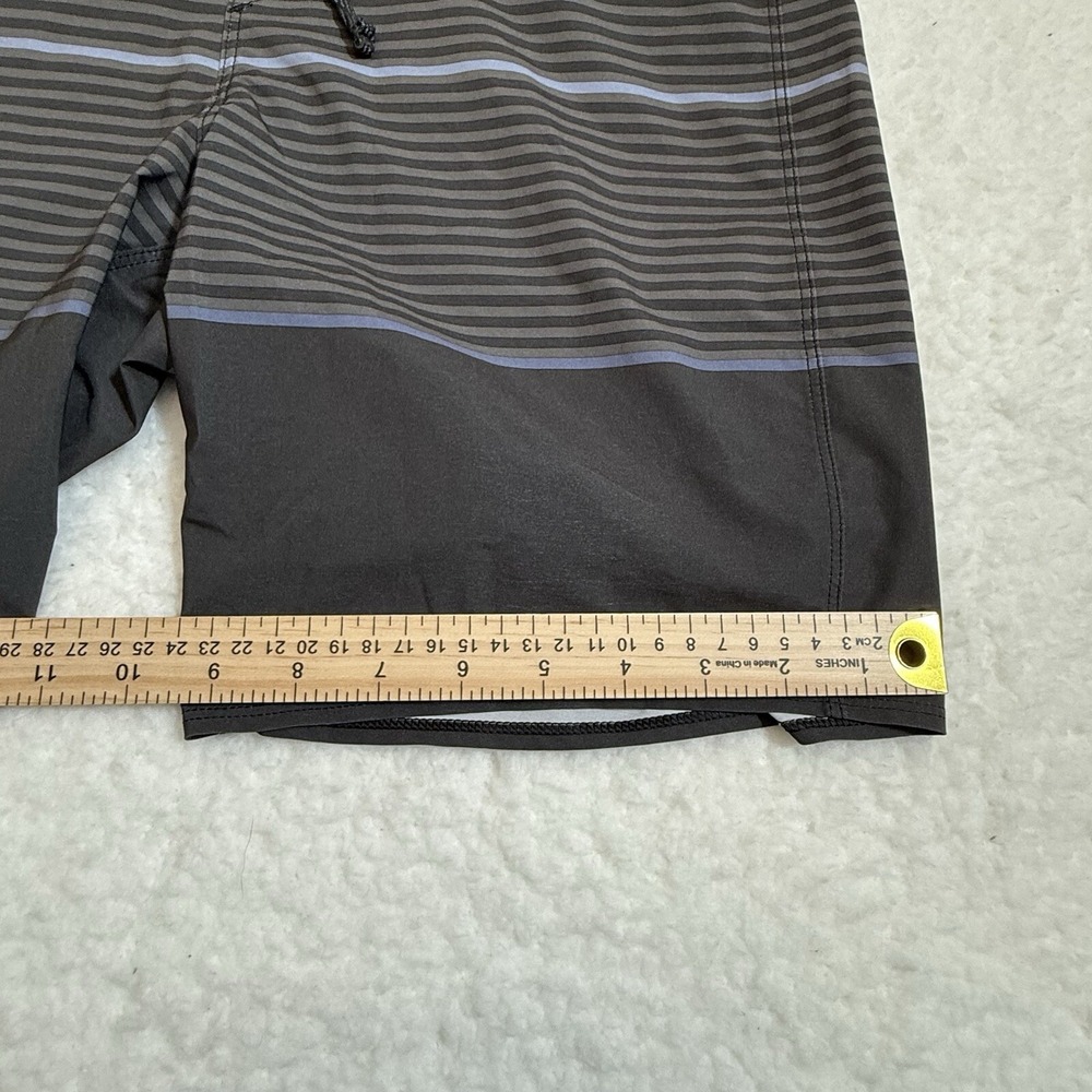PATAGONIA Men Stretch Hydropeak Boardshorts 18" OLIVAS STRIPE BLACK OLBK Size 30 - Picture 11 of 13